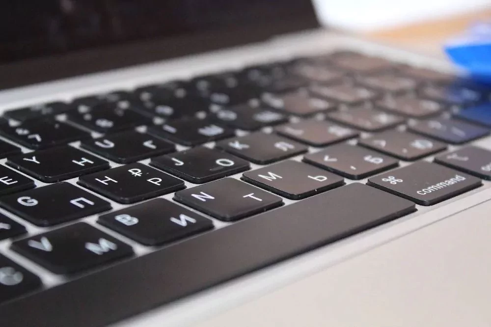 Производство чипов для загранпаспортов нового образца не ...