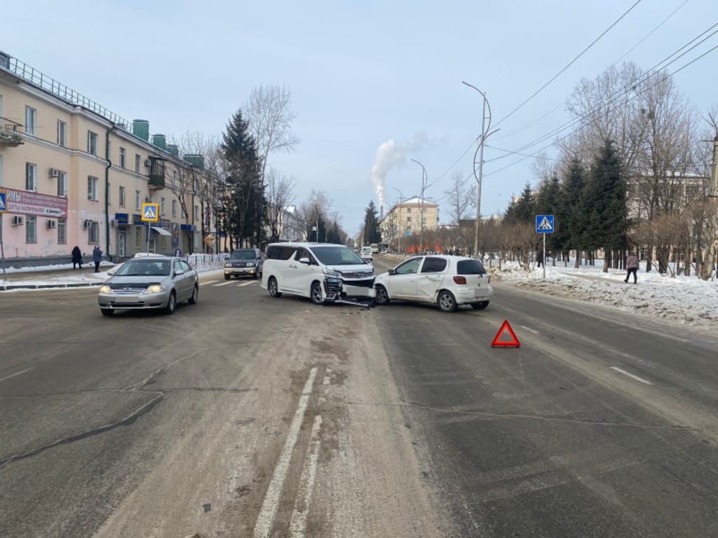 Выехал на встречку и врезался в КАМАЗ водитель в ЕАО - LIVE Биробиджан -  Новости ЕАО