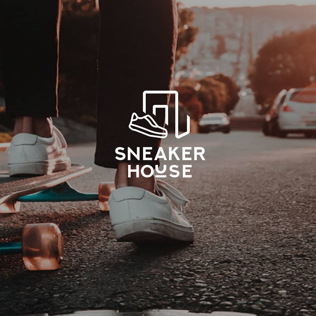 Баскетбольные тапки. Sneaker house. Dr. Sneaker house. Dr house sneakers.
