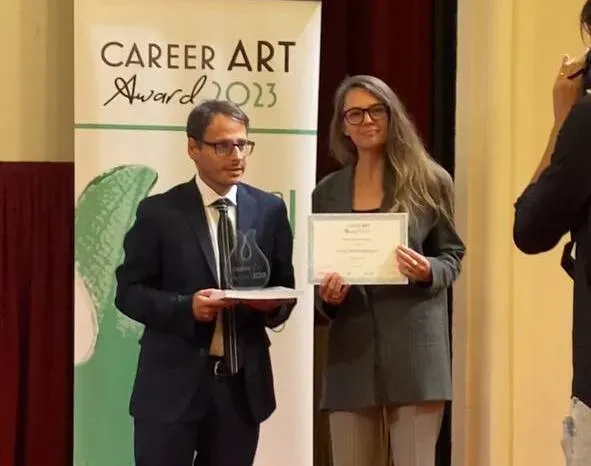 Международную премию искусств получила художница из ЕАО на мероприятии в Италии