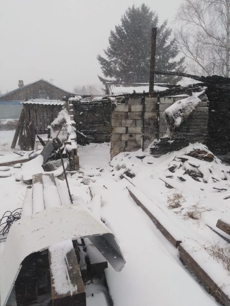 Лишилась бани и чуть не потеряла дом семья в ЕАО