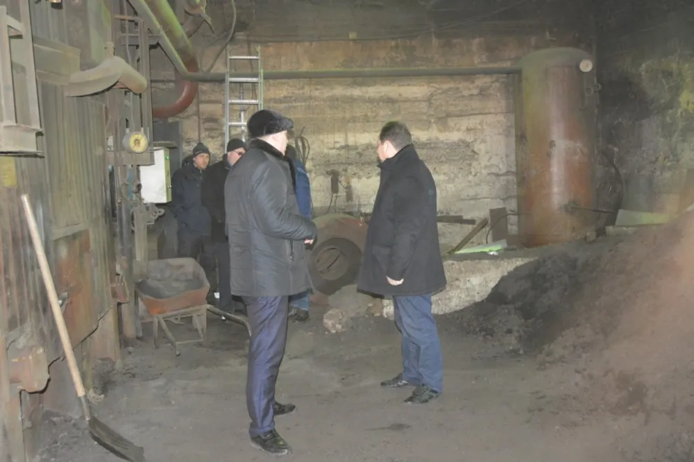 Форму выдали, зарплату выплатили: врио губернатора ЕАО снова заглянул в п. Приамурский