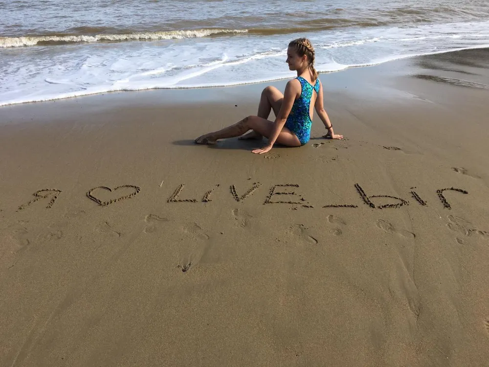 «Привет» шлют подписчики с тёплых краёв в @live_bir