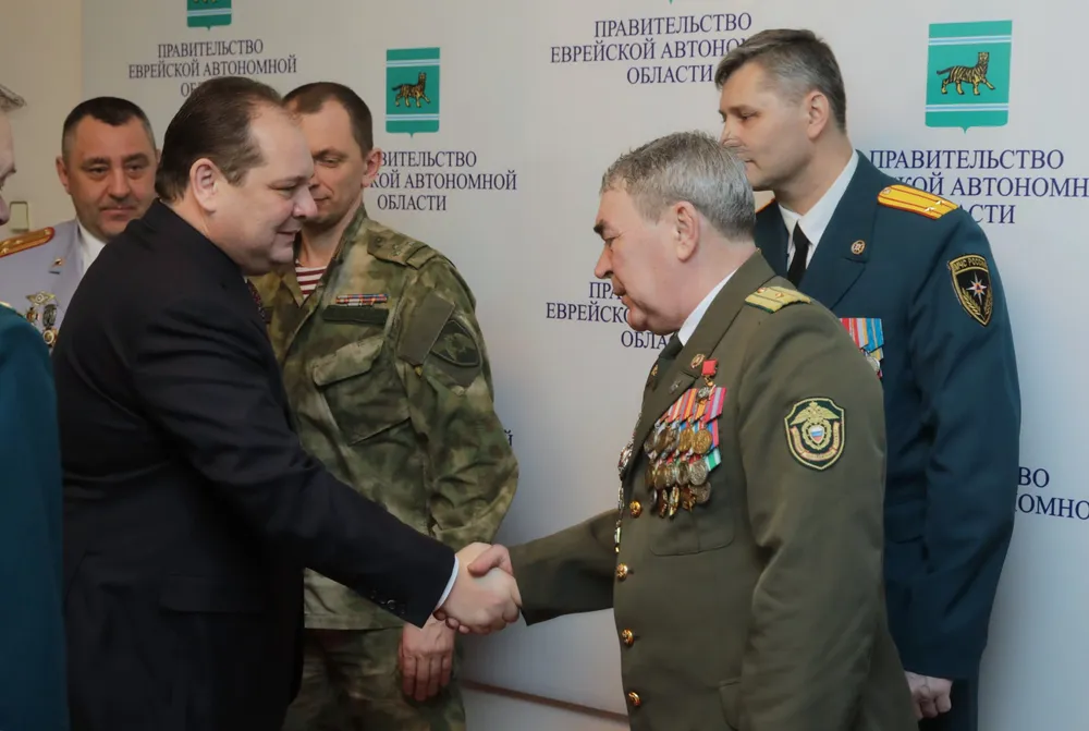 Организовать кадетский корпус в ЕАО  предложил Ростислав Гольдштейн