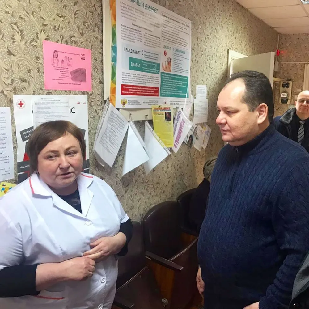 Капитальный ремонт ФАПа и новая машина неотложки ждут жителей с. Екатерино-Никольское