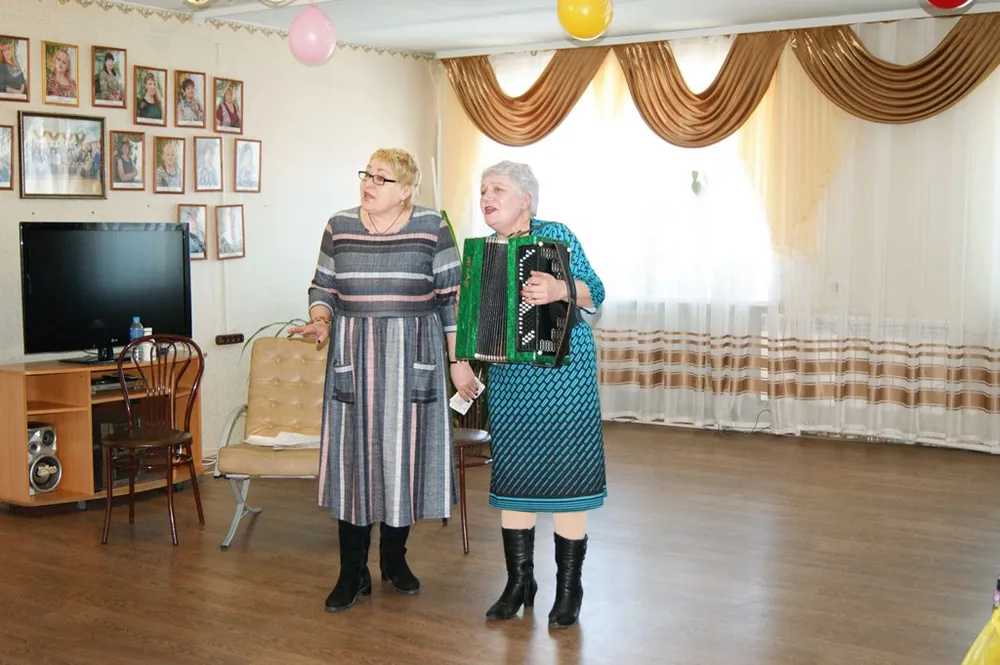 «Назад в СССР»: вернуться на день в юность помогли престарелым дома-интерната ЕАО