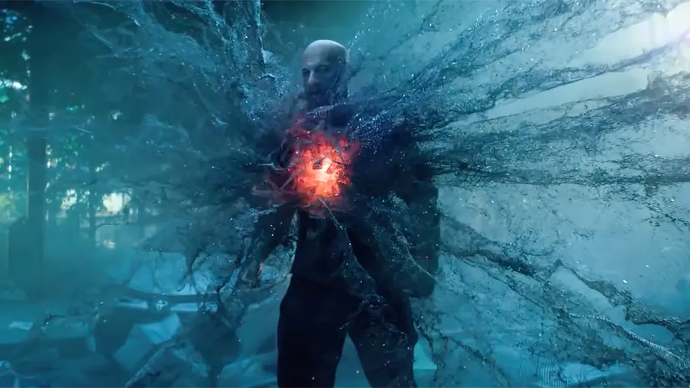 Биробиджанец озвучил злодея в популярной кинопремьере «Бладшот»