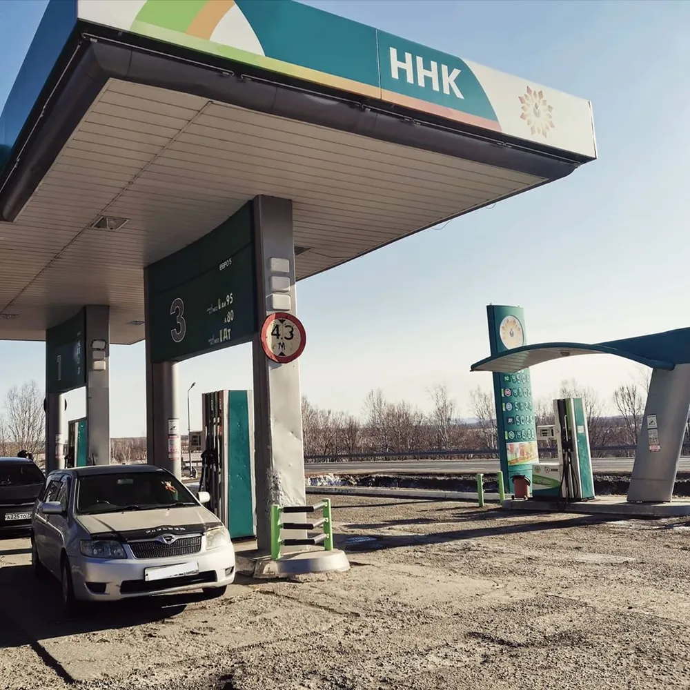 Сразу на 40 копеек подорожал бензин в ЕАО