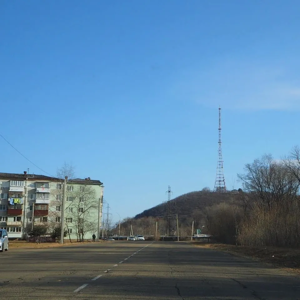 Еще один подъезд изолирован в Биробиджане