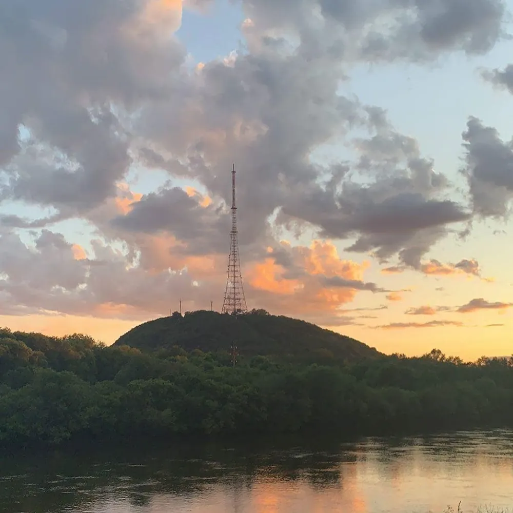 «Эйфелева башня» в Биробиджане, или 5 фактов о городской телевизионной вышке