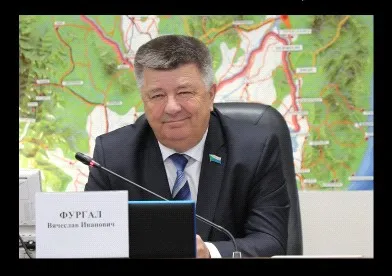 Соболезнования губернатору Хабаровского края в связи со смертью брата выразил глава ЕАО