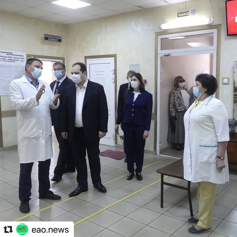 Наполовину снизить дефицит врачей планируют в ЕАО к осени 2022 года