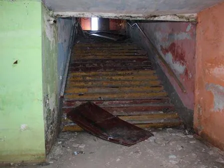 Заброшенное бомбоубежище - угроза для детей Биробиджана