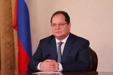 Президенту о ремонте дамб в регионе рассказал губернатор ЕАО Ростислав Гольдштейн