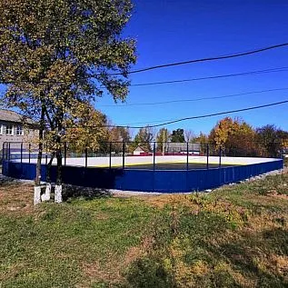 Зимой скучно не будет: новое спортивное сооружение появилось в одном из сёл ЕАО