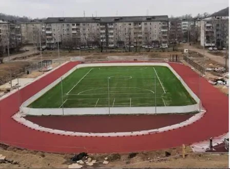 Вызвали специалиста с завода-изготовителя, чтобы устранять недочёты на ФОКОТЕ в Биробиджане