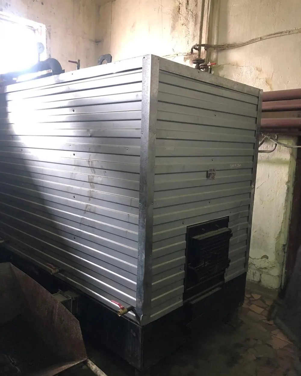 Монтаж нового отопительного котла завершён в с. Даниловка Смидовичского района ЕАО