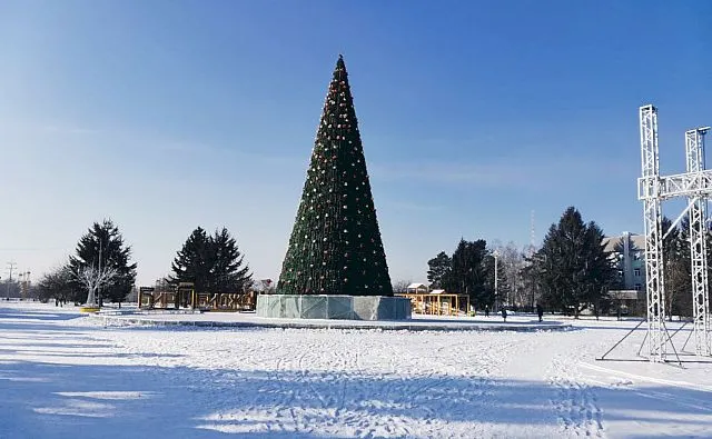 Что происходит сегодня на площади им. Ленина в Биробиджане