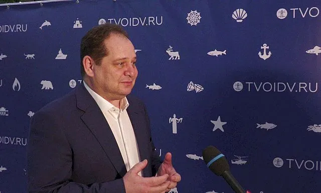 Когда по трансграничному мосту в ЕАО пойдут первые вагоны, рассказал Ростислав Гольдштейн