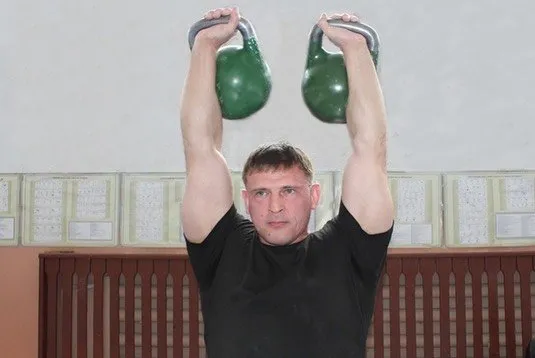 В чем сила: сотрудники полиции ЕАО продемонстрировали свою физическую подготовку