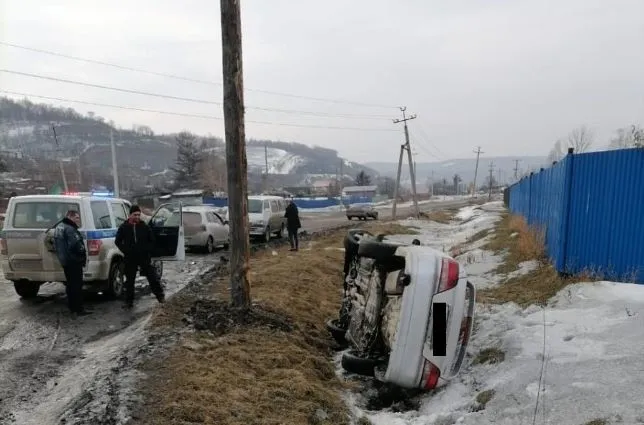 Очередной гонщик оказался в кювете в ЕАО