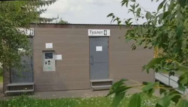 Наконец-то работает: открыт общественный туалет на площади Ленина в Биробиджане