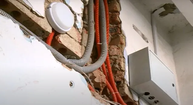 Капремонт с риском для жизни: большими проблемами обернулся для биробиджанцев ремонт дома