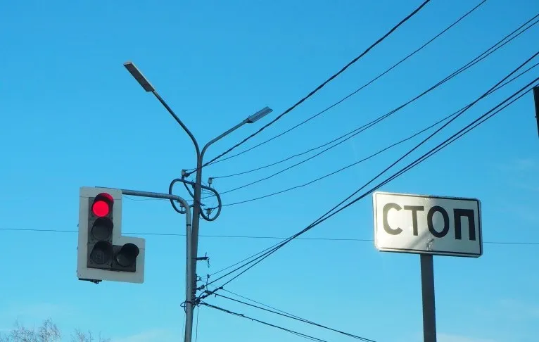 Временно закроют движение  по ул. Школьной в Биробиджане