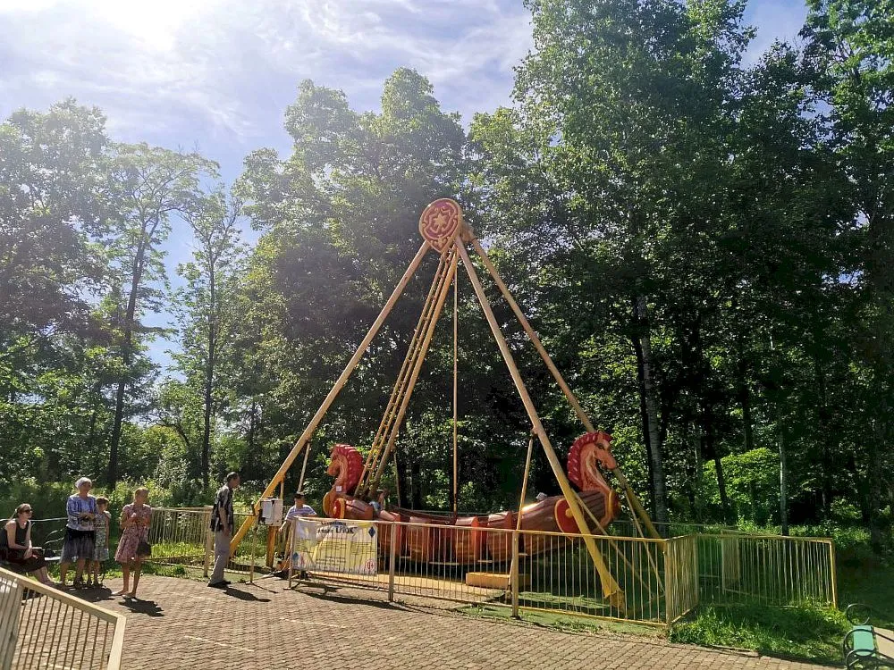 Остался всего месяц: успеют ли реконструировать городской парк Биробиджана