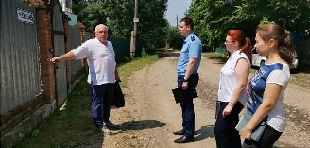 Сделать уличное освещение в мкр. Грузовое в Биробиджане обязал мэрию суд