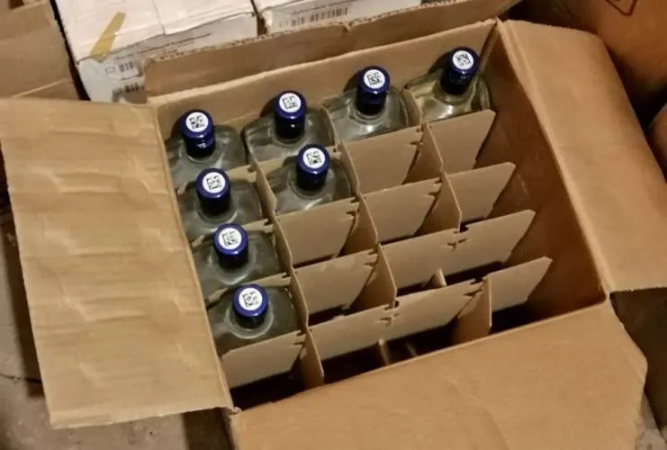 Незаконный «Боярышник» обнаружили полицейские в магазинах Биробиджана