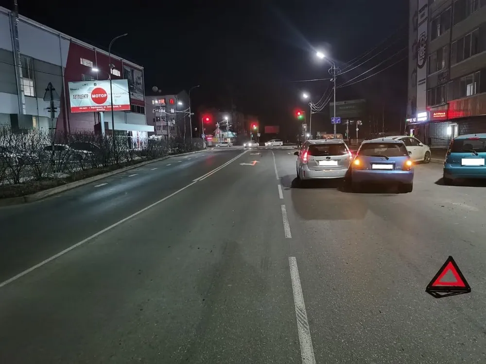 Устроил ДТП, выезжая с парковки, водитель в Биробиджане