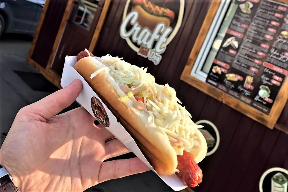 Попробуй топовый стрит-фуд в сети кафе «Craft Hot Dog» в Биробиджане