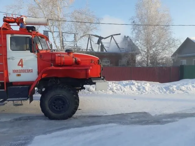 Дважды за ночь выезжали на возгорания пожарные в ЕАО