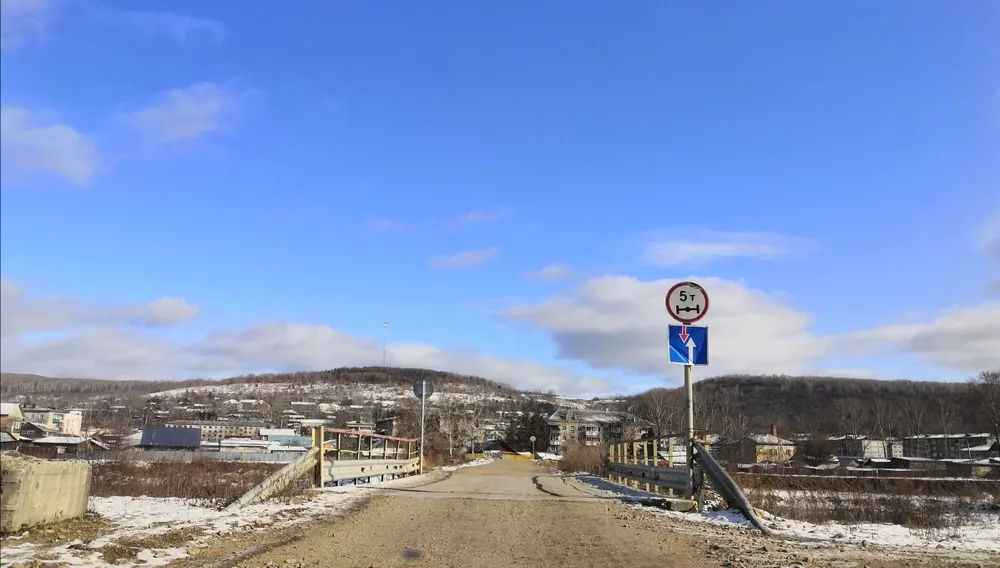 Отремонтируют мост через реку Хинган в этом году в г. Облучье