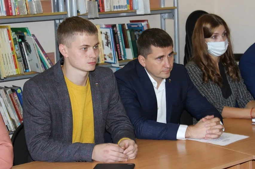 Будет ли выдвигать свою кандидатуру на пост мэра Биробиджана, рассказал Антон Болтов