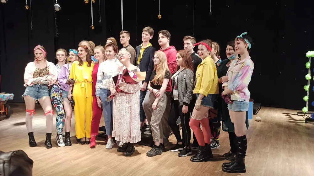 Новое оборудование и материалы для постановок получили артисты Биробиджана