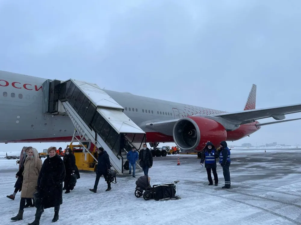 Запуск 5G в США аукнулся в России: авиакомпании опасаются последствий введения сети