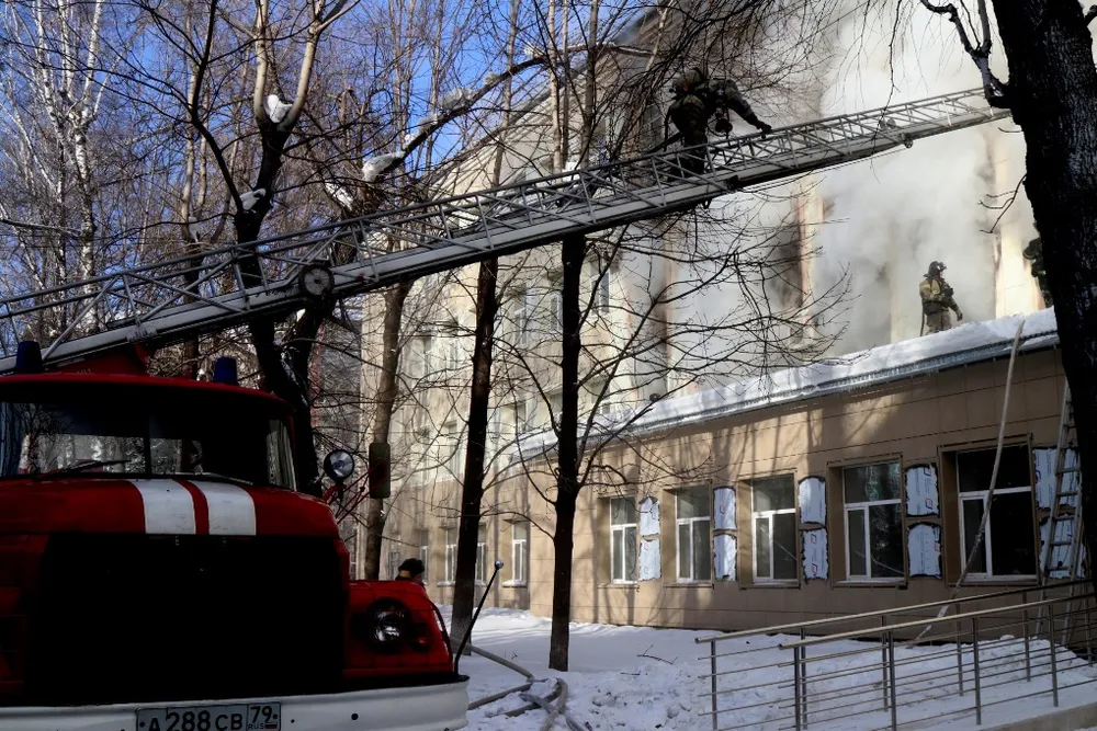 В 75 млн рублей оценили ущерб от пожара в корпусе университета в Биробиджане