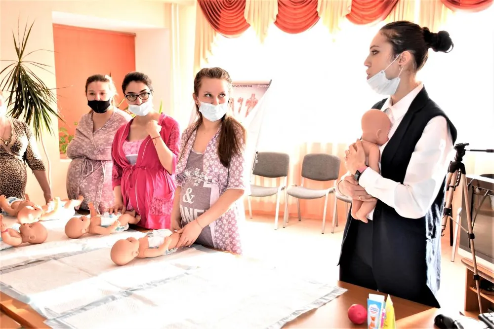 Шестой поток проекта «Мамины ладошки» начал учебу в ЕАО