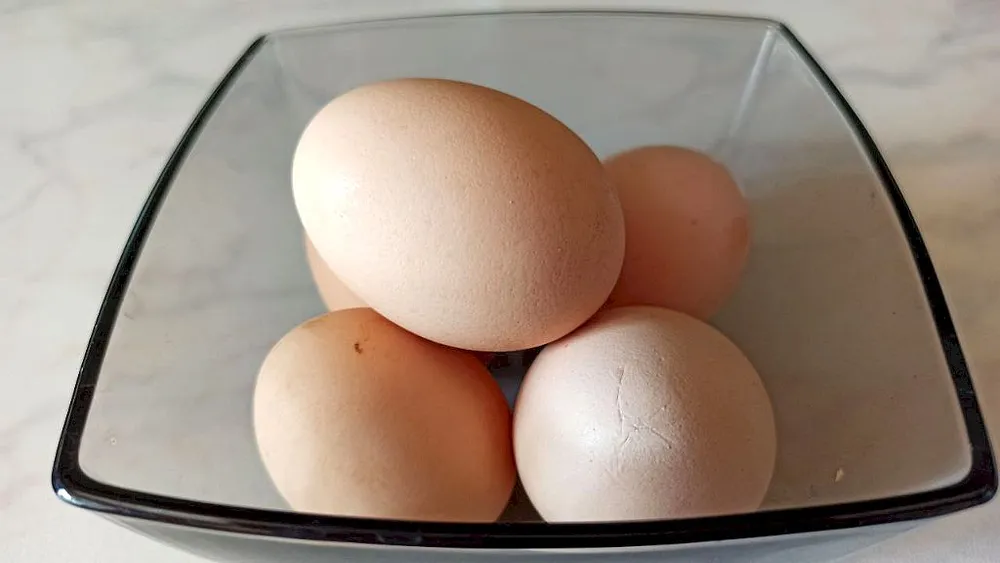 Значительно подорожать может куриное яйцо в России