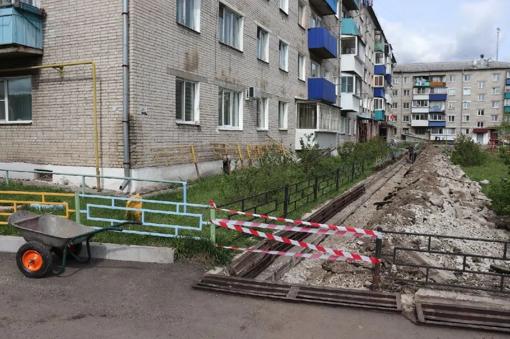 Больше мест для парковки авто  появится в отремонтированном дворе в г. Облучье