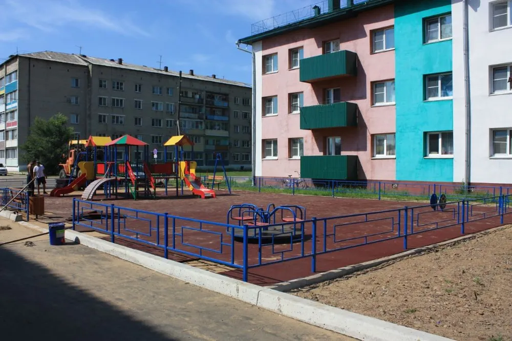 На какой стадии находится исполнение программы «1000 дворов» в Октябрьском районе ЕАО