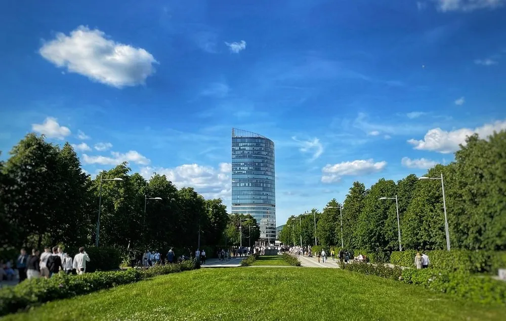 Конфискация авто за пьяное вождение и срок за госизмену - ряд законов принят Госдумой РФ