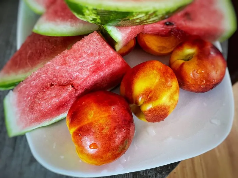 Зараженные фрукты поступили на прилавки магазинов в Приамурье