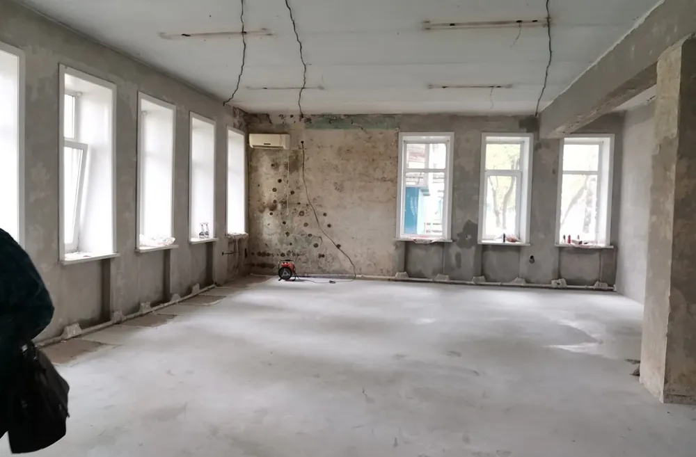 С отставанием от графика идёт ремонт двух библиотек в Биробиджане