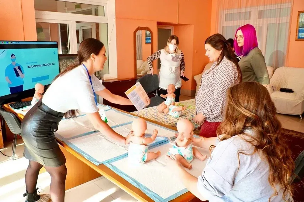 Бесплатные курсы для беременных «Мамины ладошки» пройдут в районах ЕАО