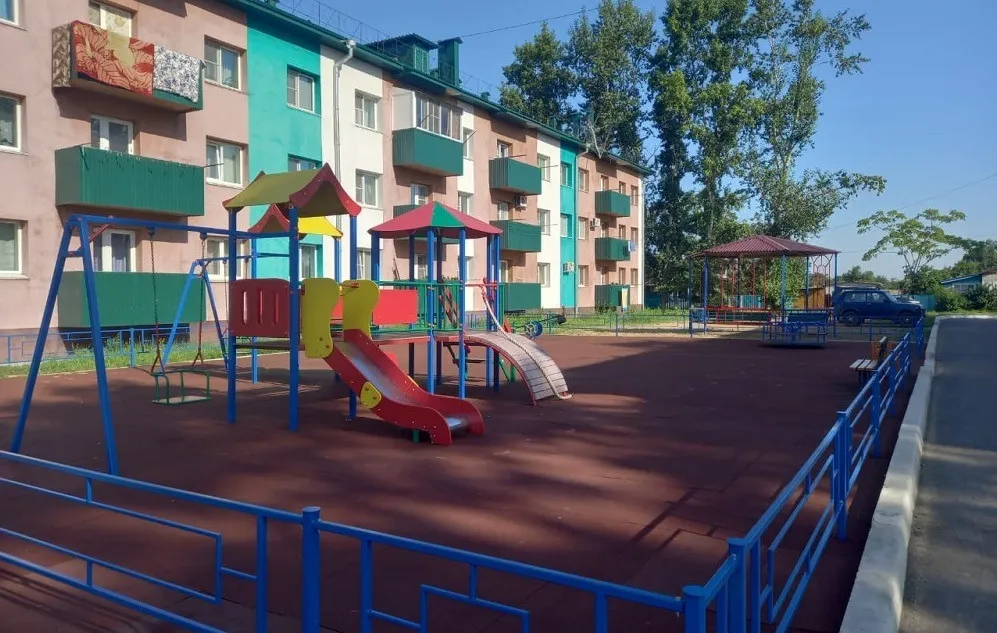 Обновили 20 дворовых территорий в ЕАО