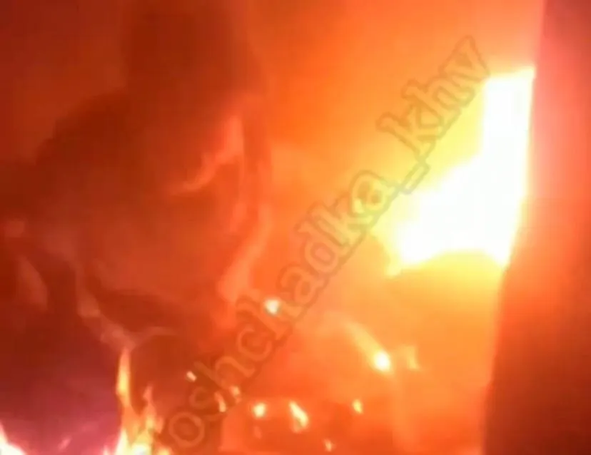 Заживо сжечь бомжа пытался мальчик в общежитии Хабаровска