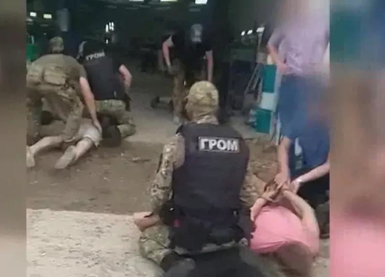 Обокрали почти на 3 млн рублей за неделю пенсионеров двое амурчан